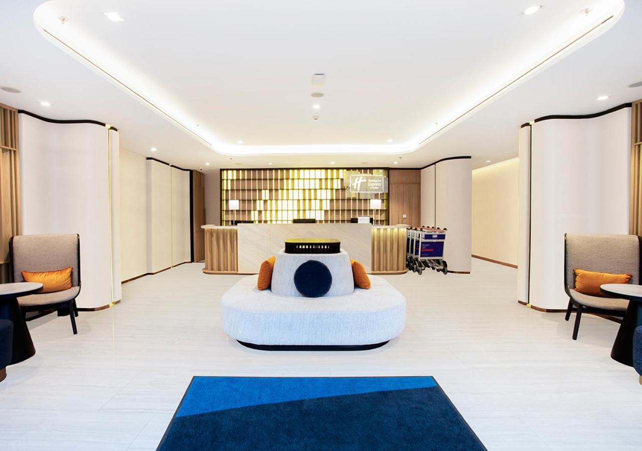 Holiday Inn Express & Suites Bangkok Central Pier By Ihg Luaran gambar