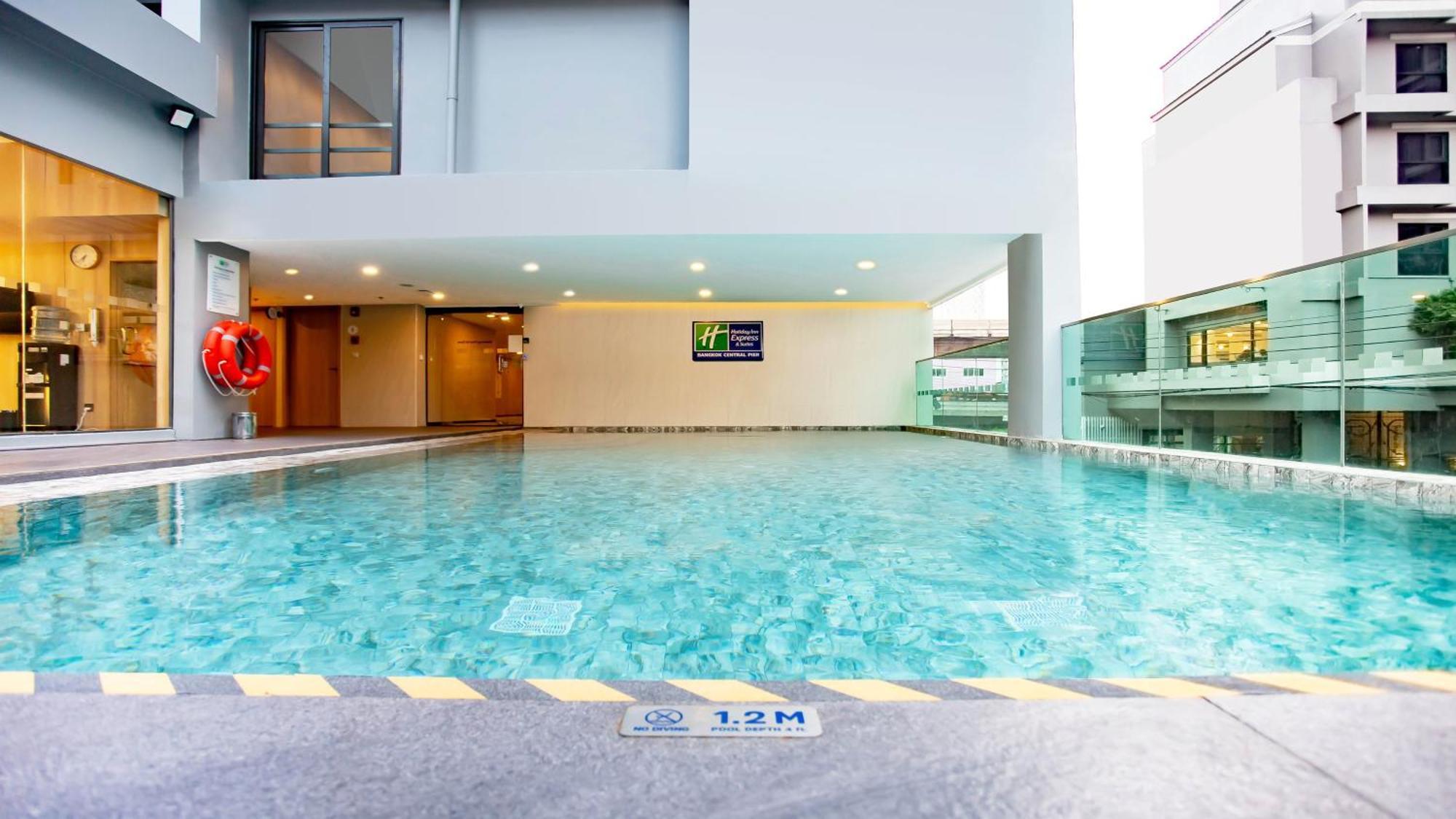 Holiday Inn Express & Suites Bangkok Central Pier By Ihg Luaran gambar