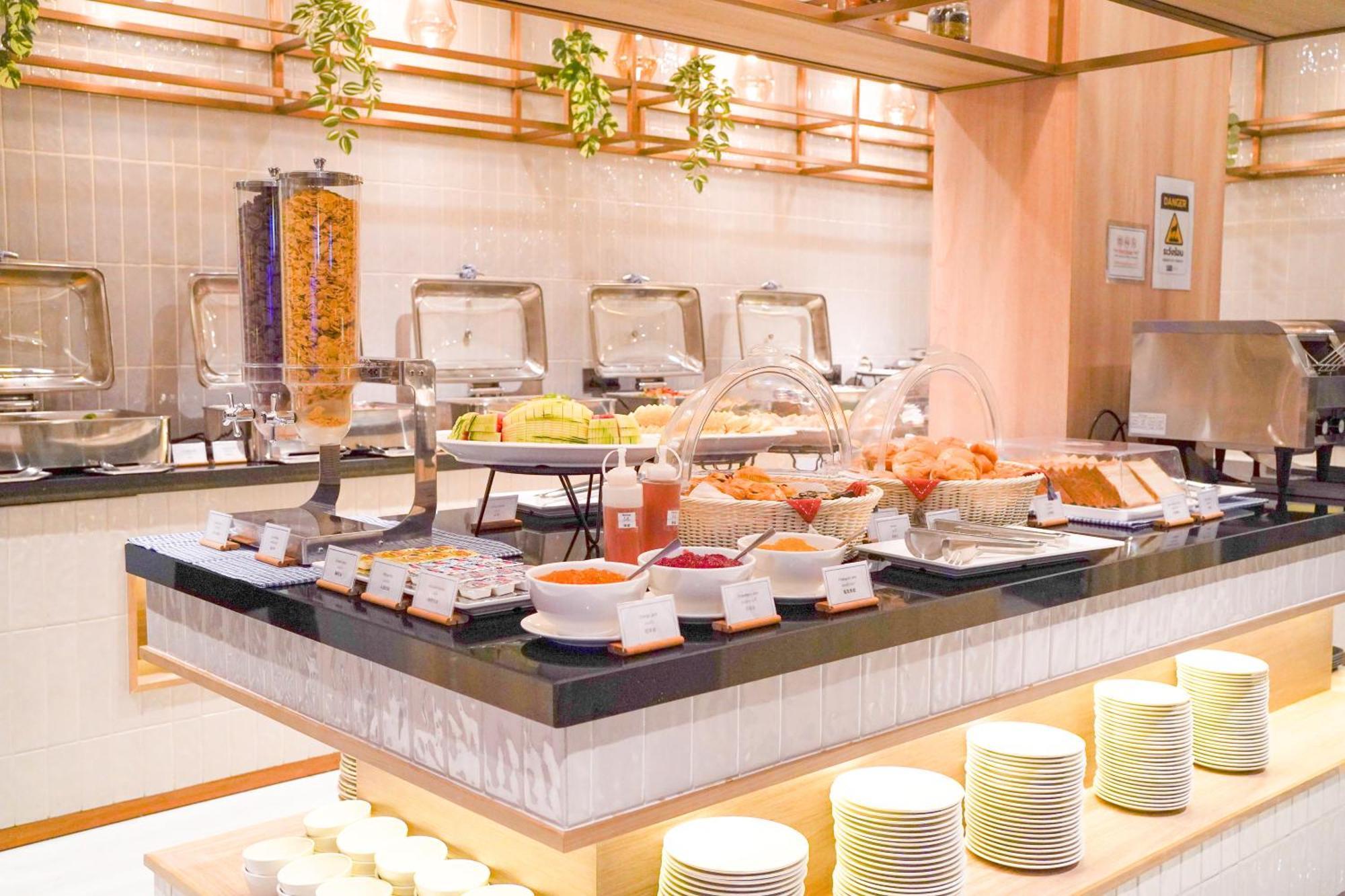 Holiday Inn Express & Suites Bangkok Central Pier By Ihg Luaran gambar