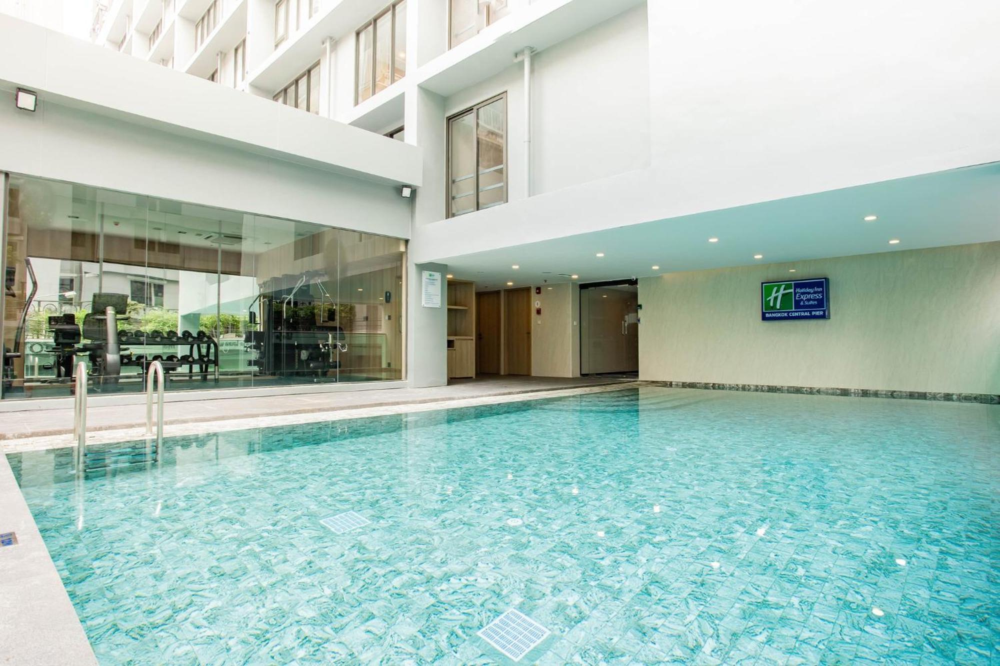Holiday Inn Express & Suites Bangkok Central Pier By Ihg Luaran gambar